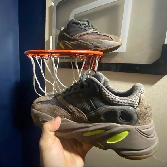 Size 9M Original Box VNDS7/10 condition$230 or best offer